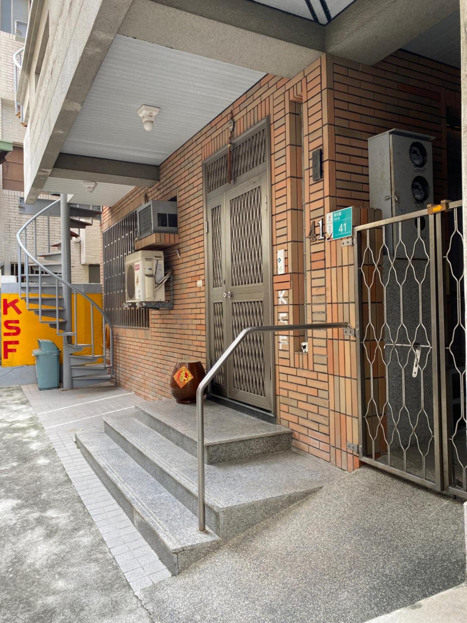 Ksf B&B Tainan Exterior photo